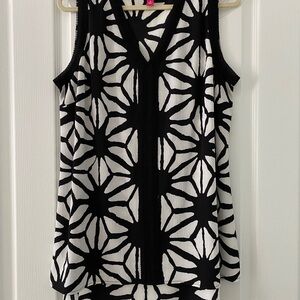 Vince Camuto Black and White Geometric Tank Top